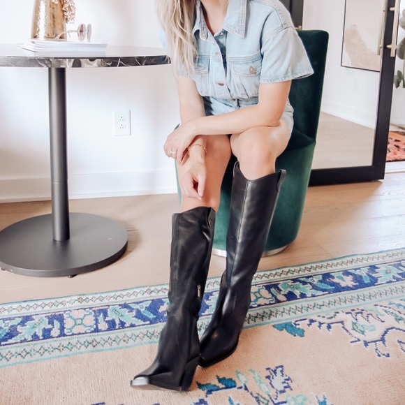 Vince Camuto Shoes - NEW Vince Camuto Afelia Knee High Boot in Black Leather . New without box.